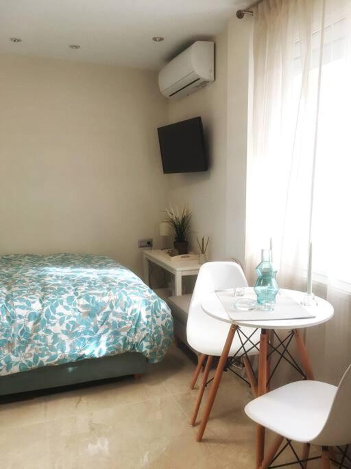 Emerald Mini Suite:Your Deluxe Studio In Kalamaria سالونيك المظهر الخارجي الصورة